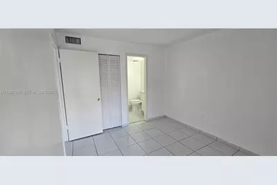 4805 NW 7th St #204-15, Miami, FL 33126 - Photo 25