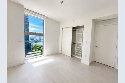 77 SE 5 St #2015, Miami, FL 33131 - Photo 15
