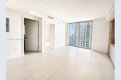 77 SE 5 St #2015, Miami, FL 33131 - Photo 17