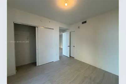 77 SE 5 St #2015, Miami, FL 33131 - Photo 15