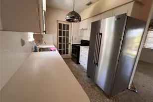 9950 SW 35th Terrace, Miami, FL 33165 - Photo 17