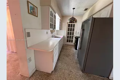 9950 SW 35th Ter, Miami, FL 33165 - Photo 19