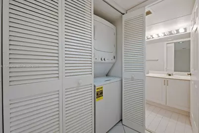 9599 Weldon Cir #A112, Tamarac, FL 33321 - Photo 25