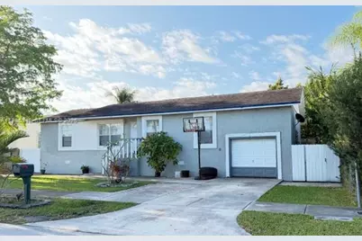 9770 SW 210th St, Cutler Bay, FL 33189 - Photo 3