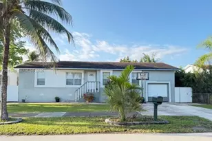 9770 SW 210th St, Cutler Bay, FL 33189 - Photo 1