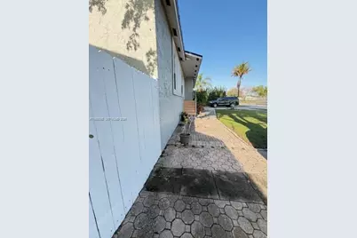 9770 SW 210th St, Cutler Bay, FL 33189 - Photo 7