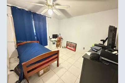 9770 SW 210th St, Cutler Bay, FL 33189 - Photo 23