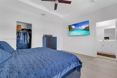 21068 NE 8th Ave, Miami, FL 33179 - Photo 17