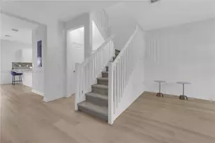 21068 NE 8th Ave, Miami, FL 33179 - Photo 5