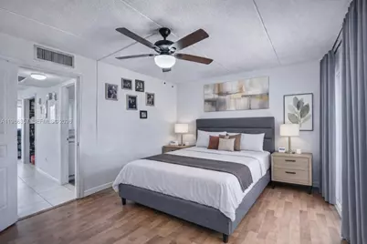 400 W Village Green Cir W #216, Palm Springs, FL 33461 - Photo 7