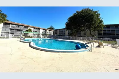 400 W Village Green Cir W #216, Palm Springs, FL 33461 - Photo 19