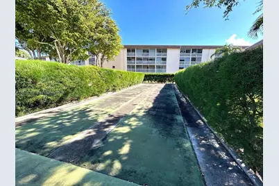 400 W Village Green Cir W #216, Palm Springs, FL 33461 - Photo 13