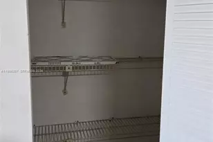 400 W Village Green Cir W, Palm Springs, FL 33461 - Photo 7