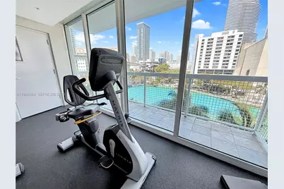 41 SE 5th St #602, Miami, FL 33131 - Photo 31