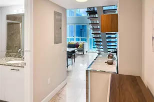 41 SE 5th St, Miami, FL 33131 - Photo 19