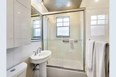 1611 Michigan Ave #10, Miami Beach, FL 33139 - Photo 11