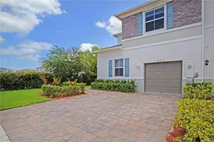 846 SE 19th St, Homestead, FL 33034 - Photo 9