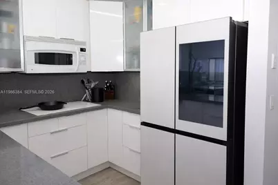 3675 N Country Club Dr #2305, Aventura, FL 33180 - Photo 7