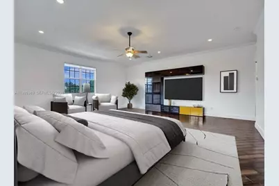 2319 NE 35th Dr, Fort Lauderdale, FL 33308 - Photo 9