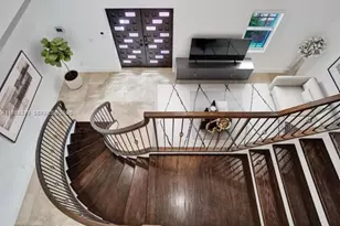 2319 NE 35th Dr, Fort Lauderdale, FL 33308 - Photo 3