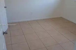 2651 NW 13th St, Miami, FL 33125 - Photo 3