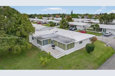 6719 NW 70th Ct, Tamarac, FL 33321 - Photo 17