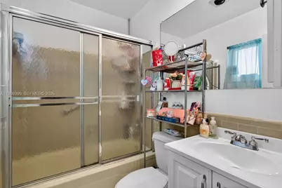6719 NW 70th Ct, Tamarac, FL 33321 - Photo 23