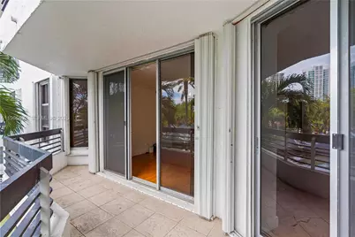 3600 Mystic Pointe Dr #310, Aventura, FL 33180 - Photo 17