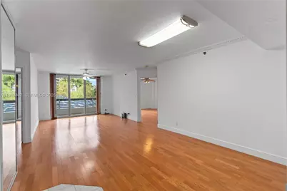 3600 Mystic Pointe Dr #310, Aventura, FL 33180 - Photo 5