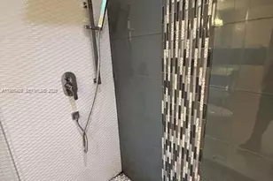 3600 NE 170th St, North Miami Beach, FL 33160 - Photo 33