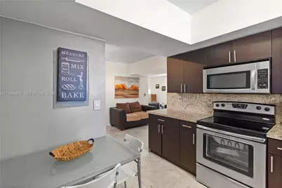 18181 NE 31st Ct #PH07, Aventura, FL 33160 - Photo 5