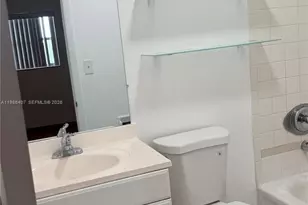 7910 N Colony Cir N, Tamarac, FL 33321 - Photo 5