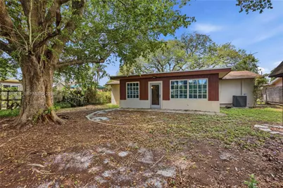 4512 SW 27th Ter, Dania Beach, FL 33312 - Photo 33