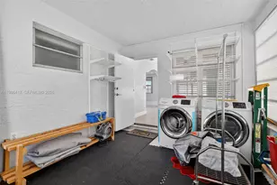 217 SE 5th St, Dania Beach, FL 33004 - Photo 27