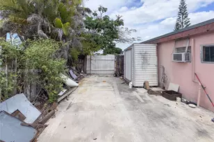 11430 SW 41st Terrace, Miami, FL 33165 - Photo 3