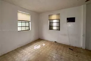 11430 SW 41st Terrace, Miami, FL 33165 - Photo 7