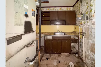 11430 SW 41st Ter, Miami, FL 33165 - Photo 9