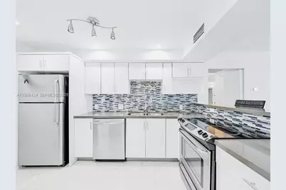 20301 W Country Club Dr #1023, Aventura, FL 33180 - Photo 5