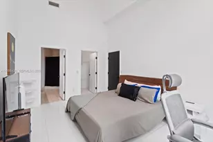 1900 N Bayshore Dr, Miami, FL 33132 - Photo 13