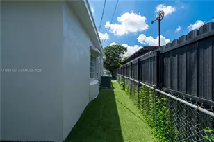 323 NW 104th Terrace, Miami, FL 33150 - Photo 29