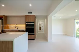 323 NW 104th Terrace, Miami, FL 33150 - Photo 7