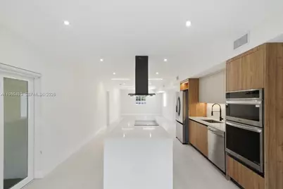323 NW 104th Ter, Miami, FL 33150 - Photo 17
