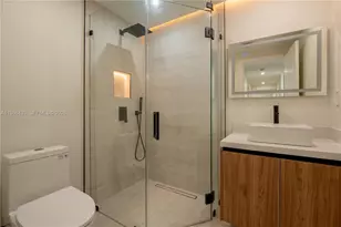 323 NW 104th Terrace, Miami, FL 33150 - Photo 15