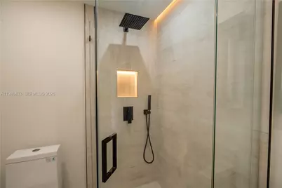 323 NW 104th Ter, Miami, FL 33150 - Photo 17