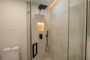 323 NW 104th Terrace, Miami, FL 33150 - Photo 17