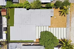 323 NW 104th Terrace, Miami, FL 33150 - Photo 3