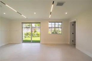 323 NW 104th Terrace, Miami, FL 33150 - Photo 21