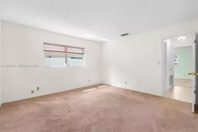 815 SW 50th Ter, Margate, FL 33068 - Photo 15