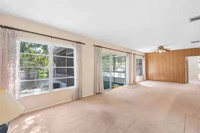 815 SW 50th Ter, Margate, FL 33068 - Photo 23