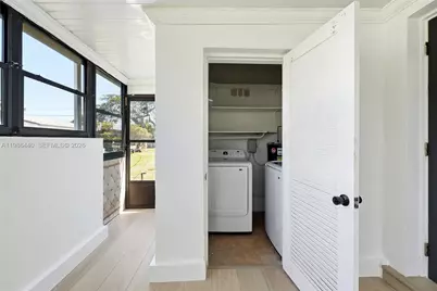 921 N 32nd Ave, Hollywood, FL 33021 - Photo 17